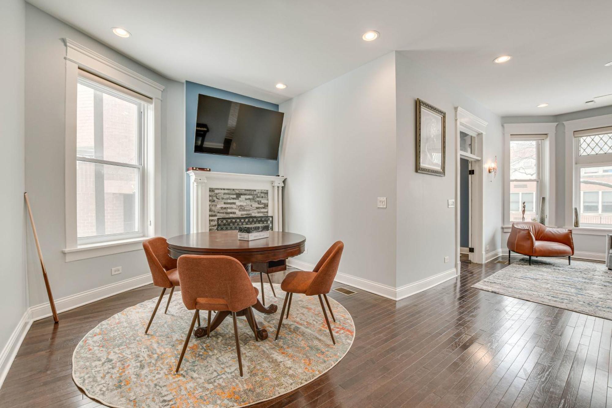 Spacious Condo With Deck About 3 Mi To Downtown Chicago! Exterior foto